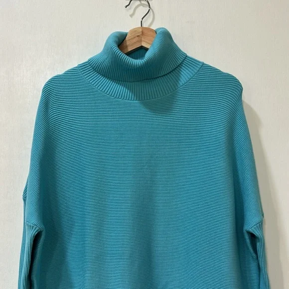 LILLISURY WOMENS RIBBED TURTLENECK SWEATER BABYBLUE Sz MD NEW - Picture 3 of 12